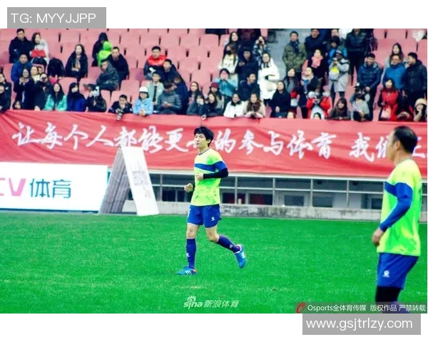 足球明星怒怼瞬间合集高清回顾让你见识球场上的激情与火药味